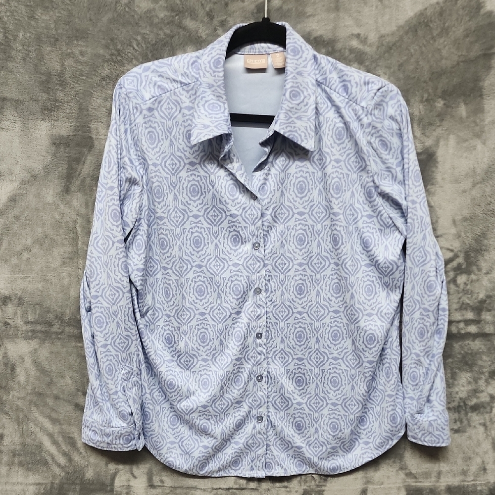 Chico's Sky Blue Patterned Button Down Shirt sz 2 (Large)